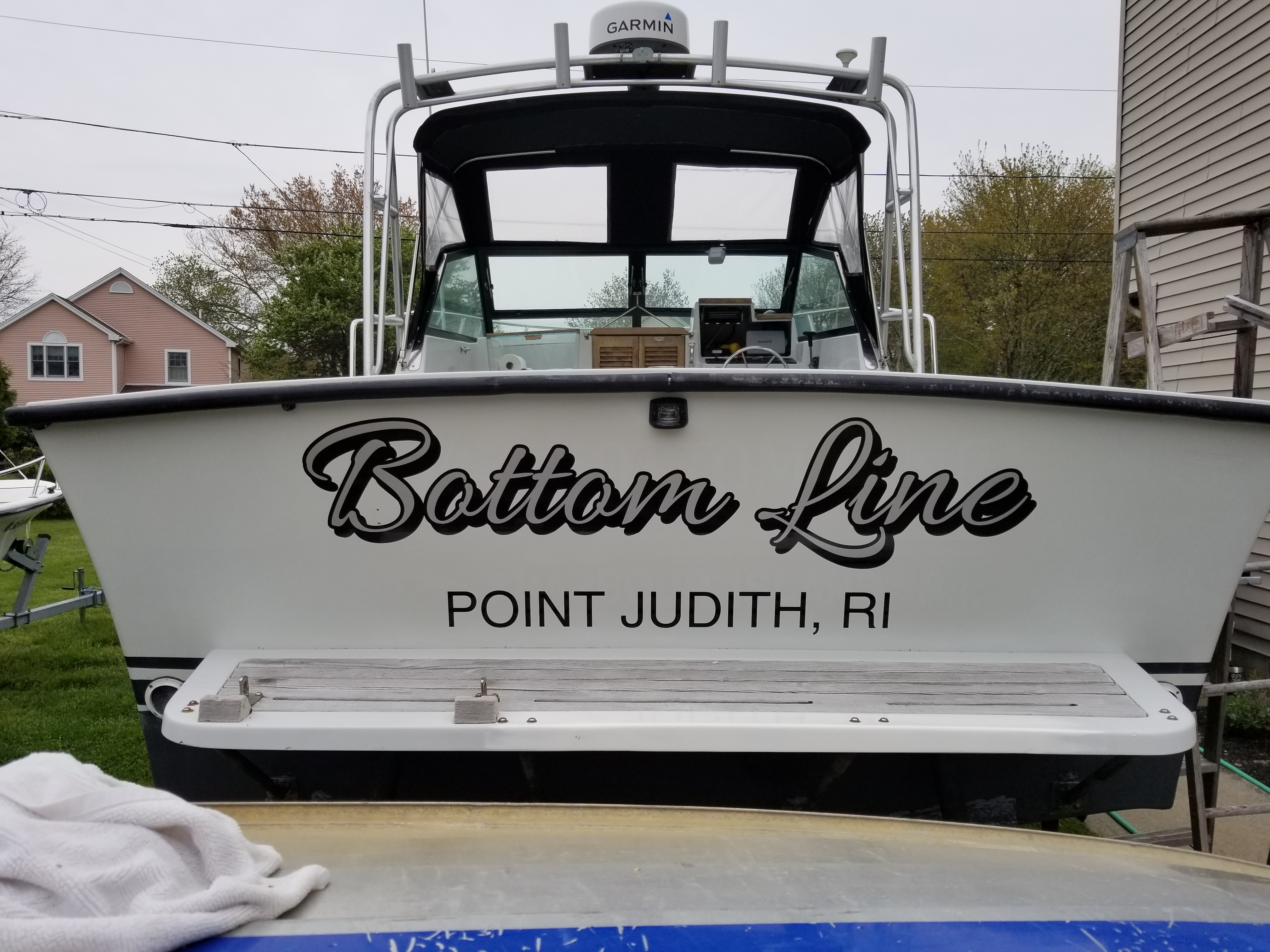 Catching Rays Boat Lettering Boat Lettering – RIWraps