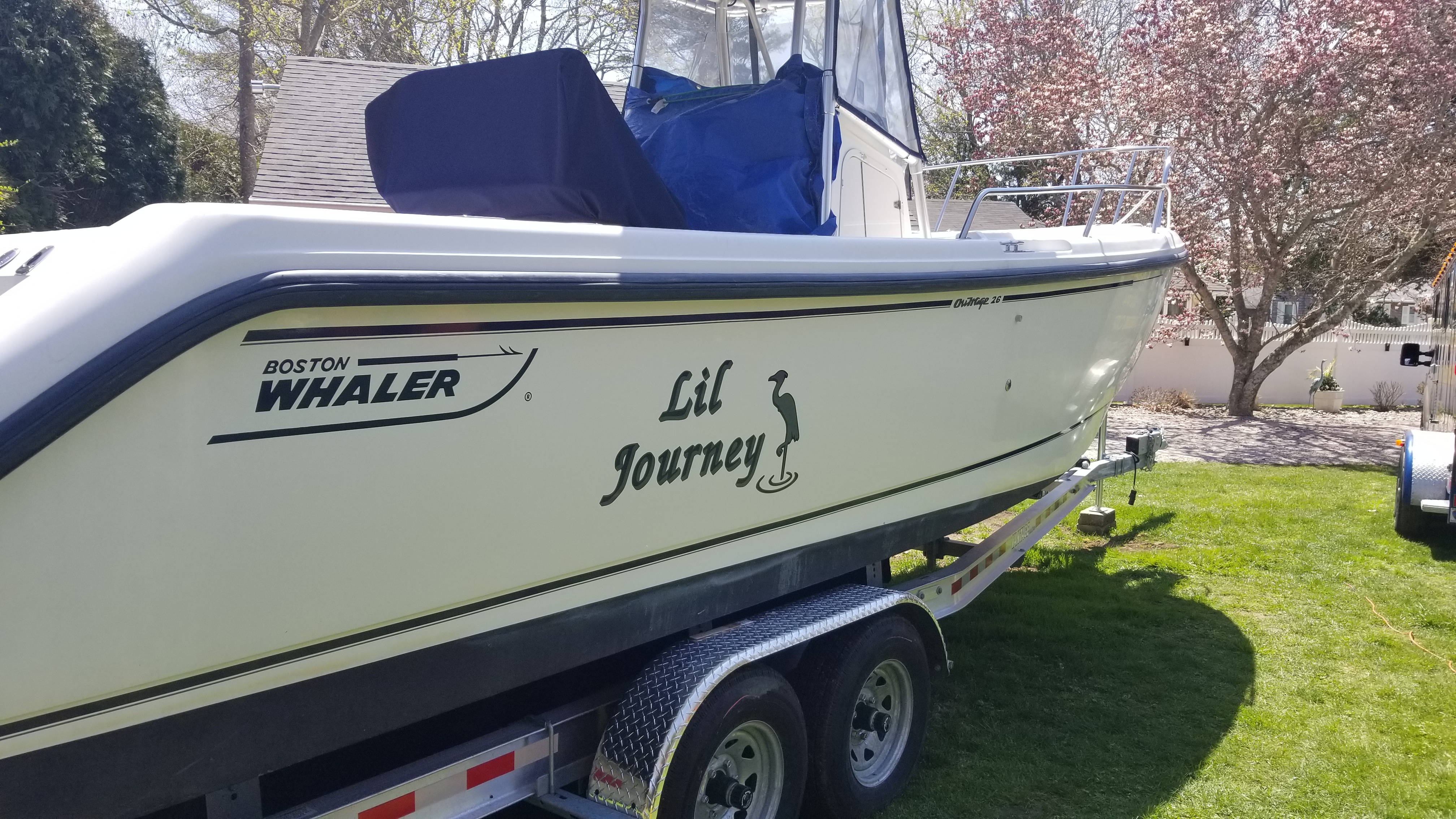 Catching Rays Boat Lettering Boat Lettering – RIWraps